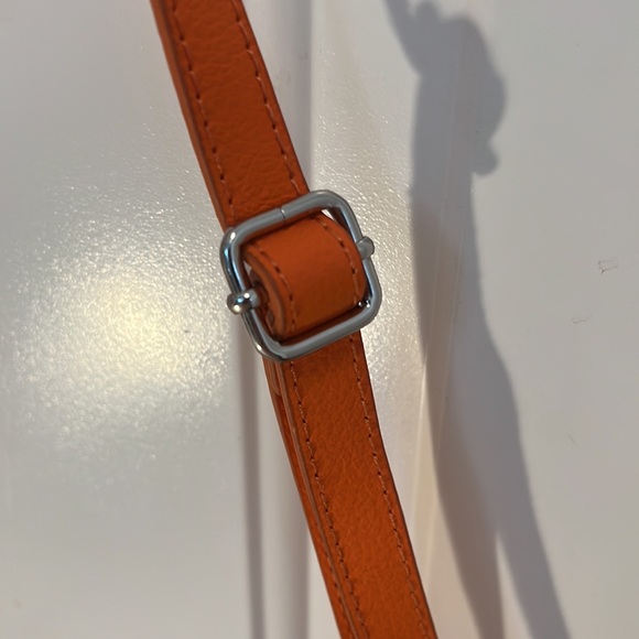 Joy Mangano Orange leather crossbody bag with adjustable strap GUC/RFID convert - Picture 3 of 12